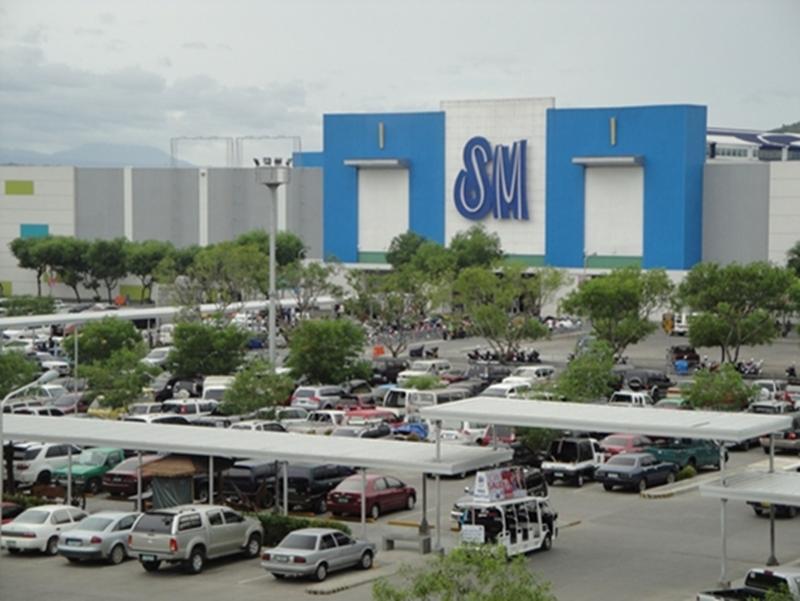 The Oasis Davao Condotel Bagian luar foto