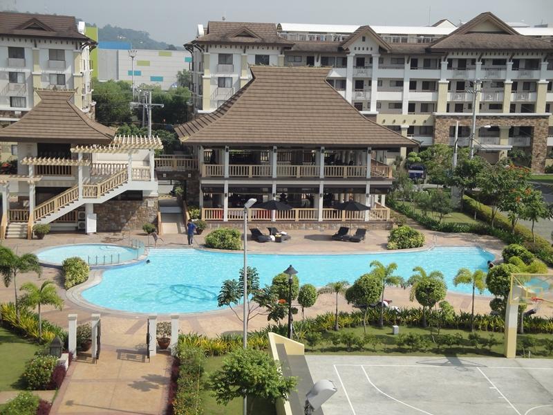 The Oasis Davao Condotel Bagian luar foto